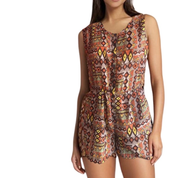 Tribal Print Romper by Xxi - Picture 2 of 9